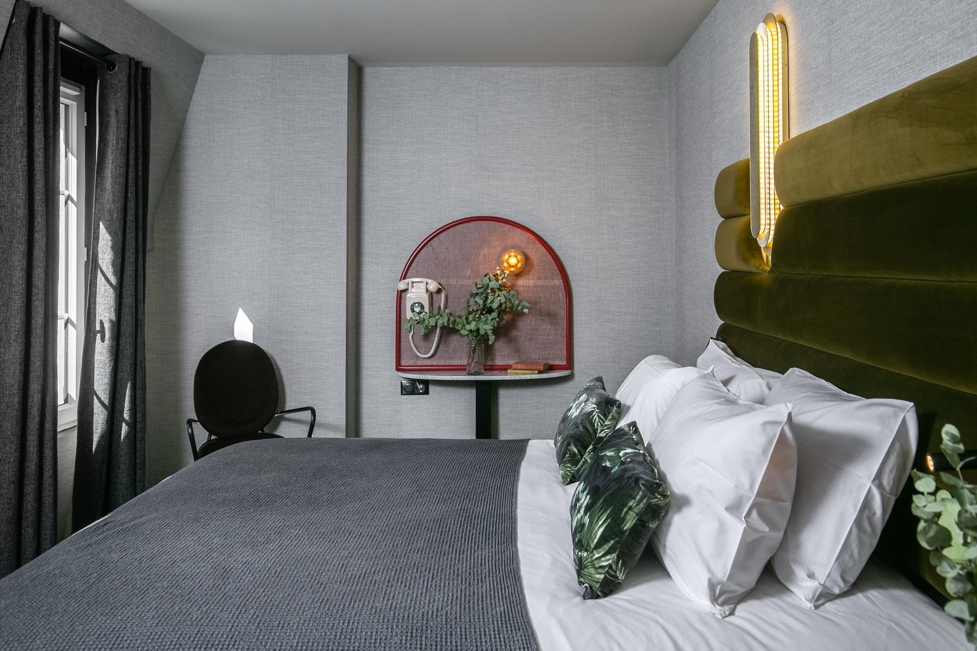 La Planque Hotel Parijs